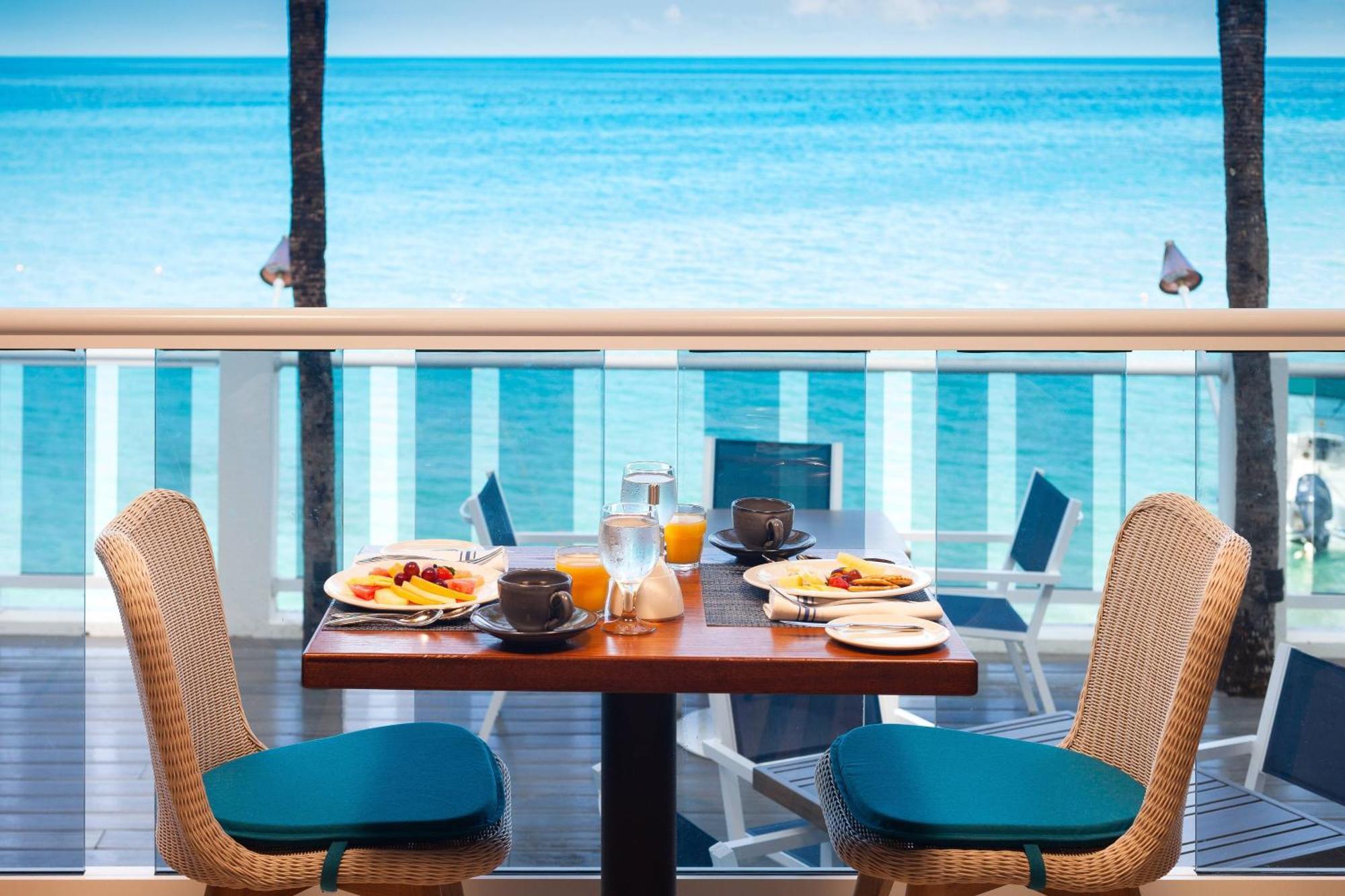Waves Resort & Spa, Barbados, An Autograph Collection All-Inclusive Resort Saint James Eksteriør bilde
