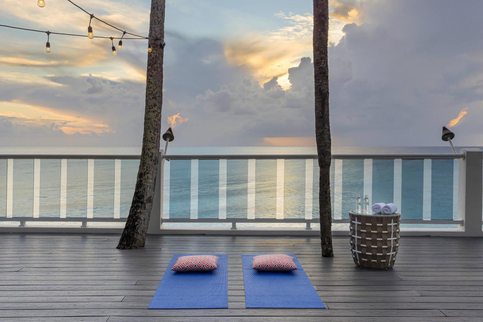 Waves Resort & Spa, Barbados, An Autograph Collection All-Inclusive Resort Saint James Eksteriør bilde