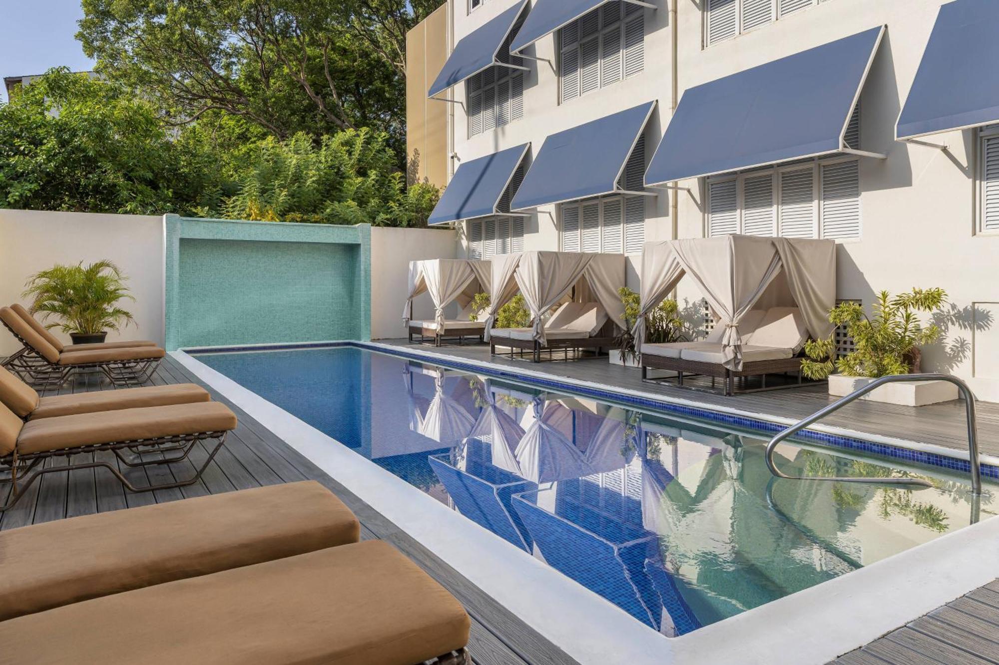 Waves Resort & Spa, Barbados, An Autograph Collection All-Inclusive Resort Saint James Eksteriør bilde