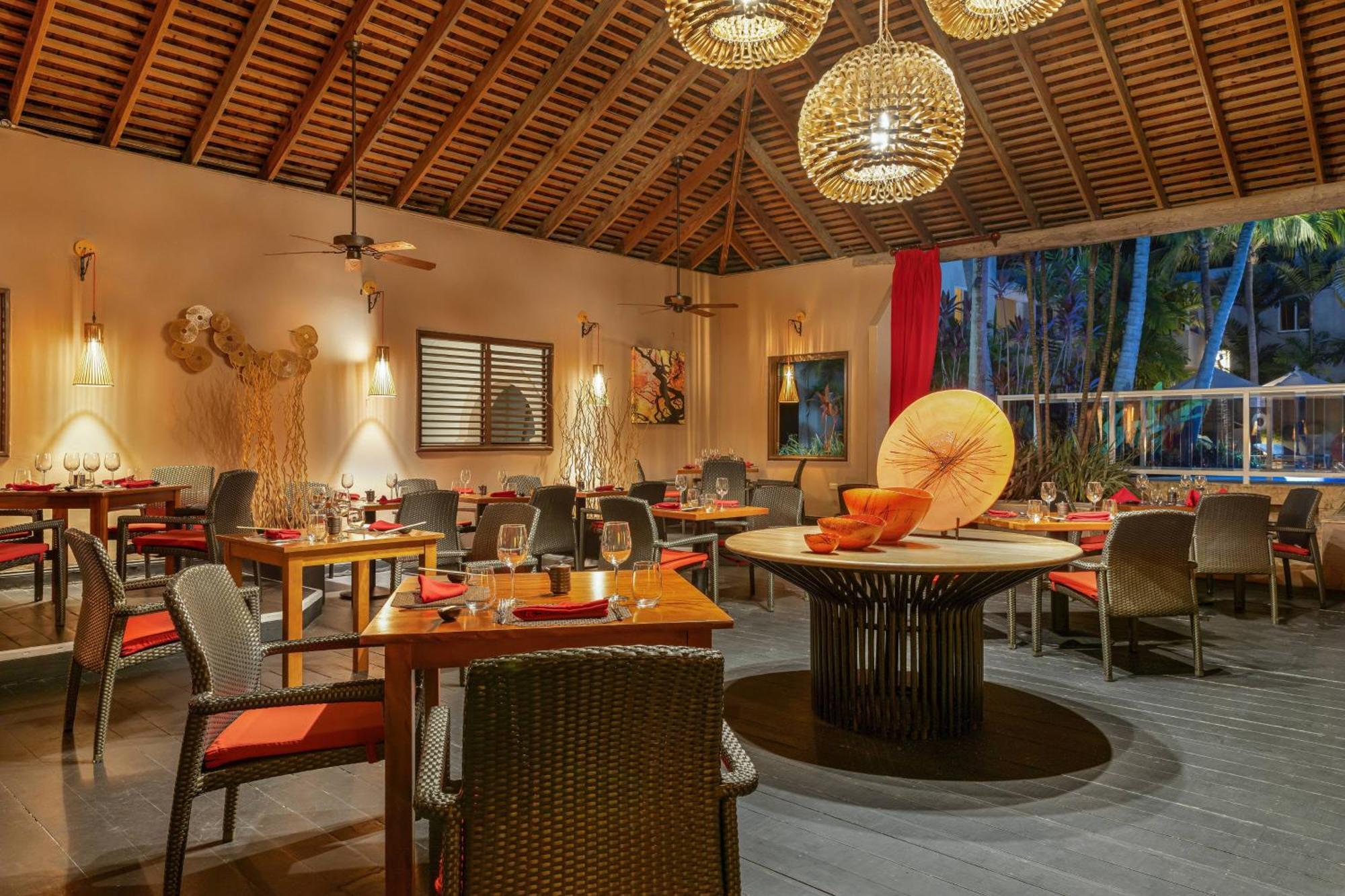 Waves Resort & Spa, Barbados, An Autograph Collection All-Inclusive Resort Saint James Eksteriør bilde